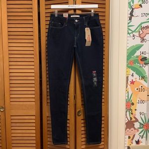 Levi’s 535 Super Skinny Jeans